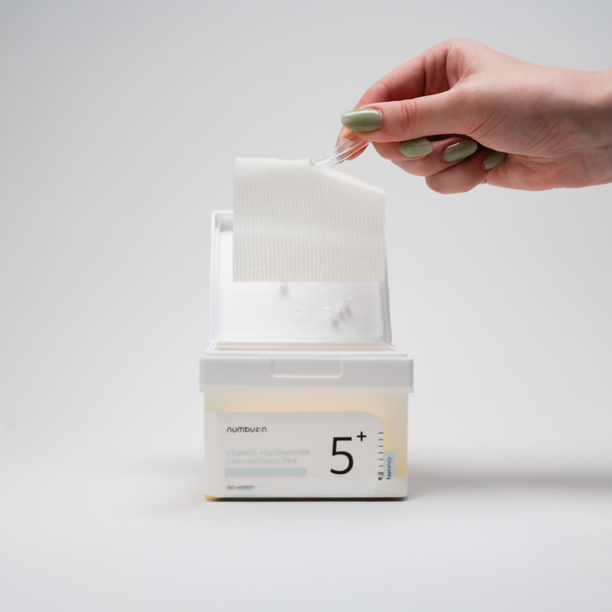 No.5 Vitamin-Niacinamide Concentrated Pad