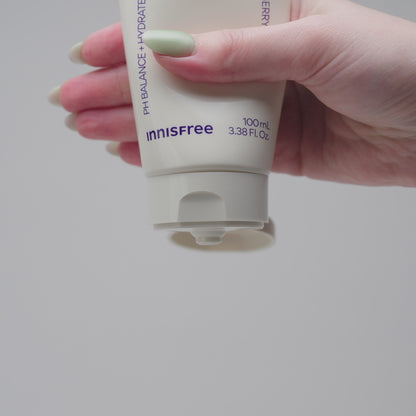 Blueberry Rebalancing 5.5 Cleanser